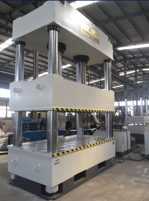 油壓機(jī) 油壓機(jī)