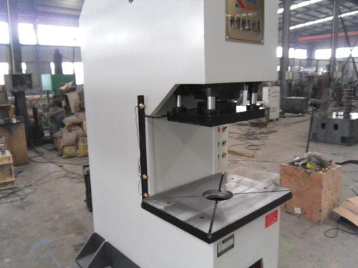 63T單臂油壓機(jī)（單臂液壓機(jī)、軸承壓裝油壓機(jī)）